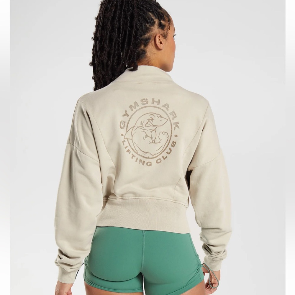 Gymshark Legacy Washed Sweatshirt | Pebble Grey